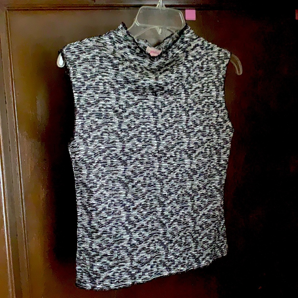VTG Y2K stretchy top. Never been worn. L.